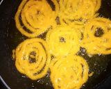 A picture of step 9 of Rava Jalebi.