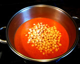 Foto del paso 3 de la receta: Guiso de garbanzos con bacalao y mejillones 🐠