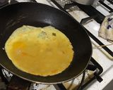 Foto langkah ke 3 dari resep Telur Dadar Kimchi.
