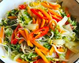 Foto langkah ke 4 dari resep Tumis Sawi Putih Wortel Tauge.
