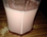 रूह अफजा मिल्क शेक (rooh afza milkshake recipe in Hindi) रेसिपी चरण 3 फोटो