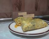 Foto del paso 4 de la receta Tortilla de patatas fritas rellenas de queso salchichas y más