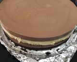 Foto langkah ke 9 dari resep Triple chocolate mousse oreo cake.