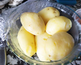 Foto del paso 1 de la receta: Aliño de patatas clásico
