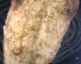 Foto del paso 4 de la receta: Pescadilla en freidora de aire (#cecofry) con guarnición