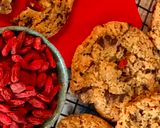 A picture of step 2 of Goji Berries & Chocolate Chip Cookies.