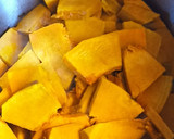 Foto del paso 2 de la receta: Sopa crema de zapallo cabutia