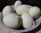 Foto langkah ke 1 dari resep Telur Masak Kecap.