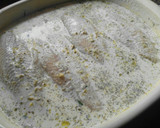 Foto del paso 4 de la receta: Pescado blanco a la nata y finas hierbas