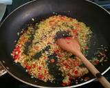 Spaghetti Aglio Olio recipe step 6 photo