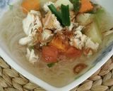 Foto langkah ke 4 dari resep Sup ayam goreng suir.