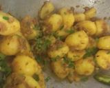 জিরা আলু (Jeera aloo recipe in Bengali) রেসিপির ধাপ 7 ছবি