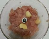 Foto langkah ke 1 dari resep Rolade Ayam.