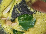 Nila acar kuning