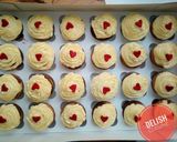 A picture of step 3 of Val cupcakes.