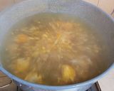 A picture of step 2 of Spinach Sweet Corn Soup.