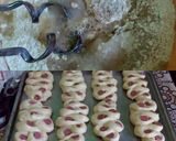 Foto langkah ke 1 dari resep Roti Sosis Eggless simple no telur.