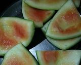 A picture of step 1 of Watermelon Skin Juice.