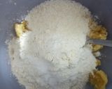 Foto langkah ke 2 dari resep Gumpal Pisang.
