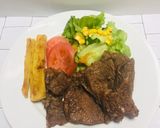 Foto del paso 3 de la receta: Churrasco a la plancha con yuca y ensalada !!