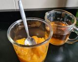 Foto del paso 2 de la receta: Vinagre con pulpa de mango