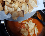 Foto del paso 4 de la receta: Chilaquiles rojos