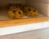 Foto langkah ke 6 dari resep Soft and Chewy Melted Chocolate Cookies.