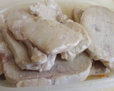 Foto del paso 2 de la receta: Lomitos de cerdo estofado