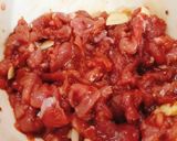 Hình bước làm 1 của món Bún chả giò thịt bò xào