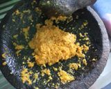 Foto langkah ke 2 dari resep Ikan Mas Goreng Sambal Atah.