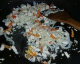 Foto langkah ke 2 dari resep Spicy Chicken Aglio Olio Spaghetti.