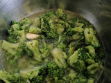 Macarrones con brócoli y queso