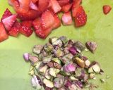 A picture of step 2 of Strawberry & Pistachio Porridge.