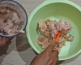 Foto langkah ke 4 dari resep Dimsum Ayam Sayur.
