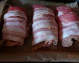 Ünnepi töltött csirkemellfilé baconba tekerve recept fázis 2 fotója