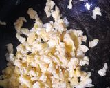 A picture of step 4 of Egg Chowmein.