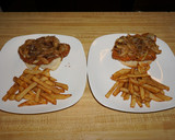 Foto del paso 5 de la receta: SÁNDWICH DE ESCALOPAS DE CHANCHO A LO POBRE. JON STYLE