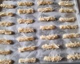 Foto langkah ke 4 dari resep Cheese Cookies Putih Telur.
