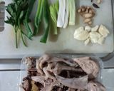 Foto langkah ke 1 dari resep Sop Ayam Kampung ala Pak Min Klaten.