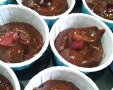 Gambar langkah 5 resipi Muffin Ceri Coklat.