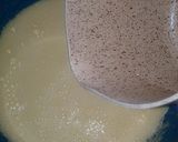 Foto del passaggio 2 della ricetta Ciambellone marmorizzato