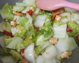 Foto langkah ke 5 dari resep Cah Sawi Putih Udang.