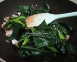 Foto langkah ke 3 dari resep Tumis Kale Bakso.