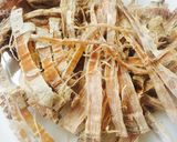 Hình bước làm 1 của món Mực khô sốt me chua ngọt