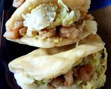 Foto del passaggio 6 della ricetta Panini cinesi Bao con verza e gamberetti allo zenzero