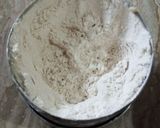 A picture of step 4 of Khasta karara aalo paratha.