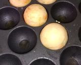 Foto langkah ke 7 dari resep Takoyaki sederhana. Lembut di dalam kriuk di luar.