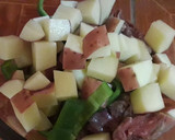 Foto del paso 1 de la receta: Carne con papas