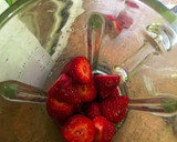 Foto del paso 1 de la receta: Mousse de fresa 🍓