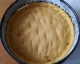Foto del passaggio 11 della ricetta Crostata a strati con confettura di pesche